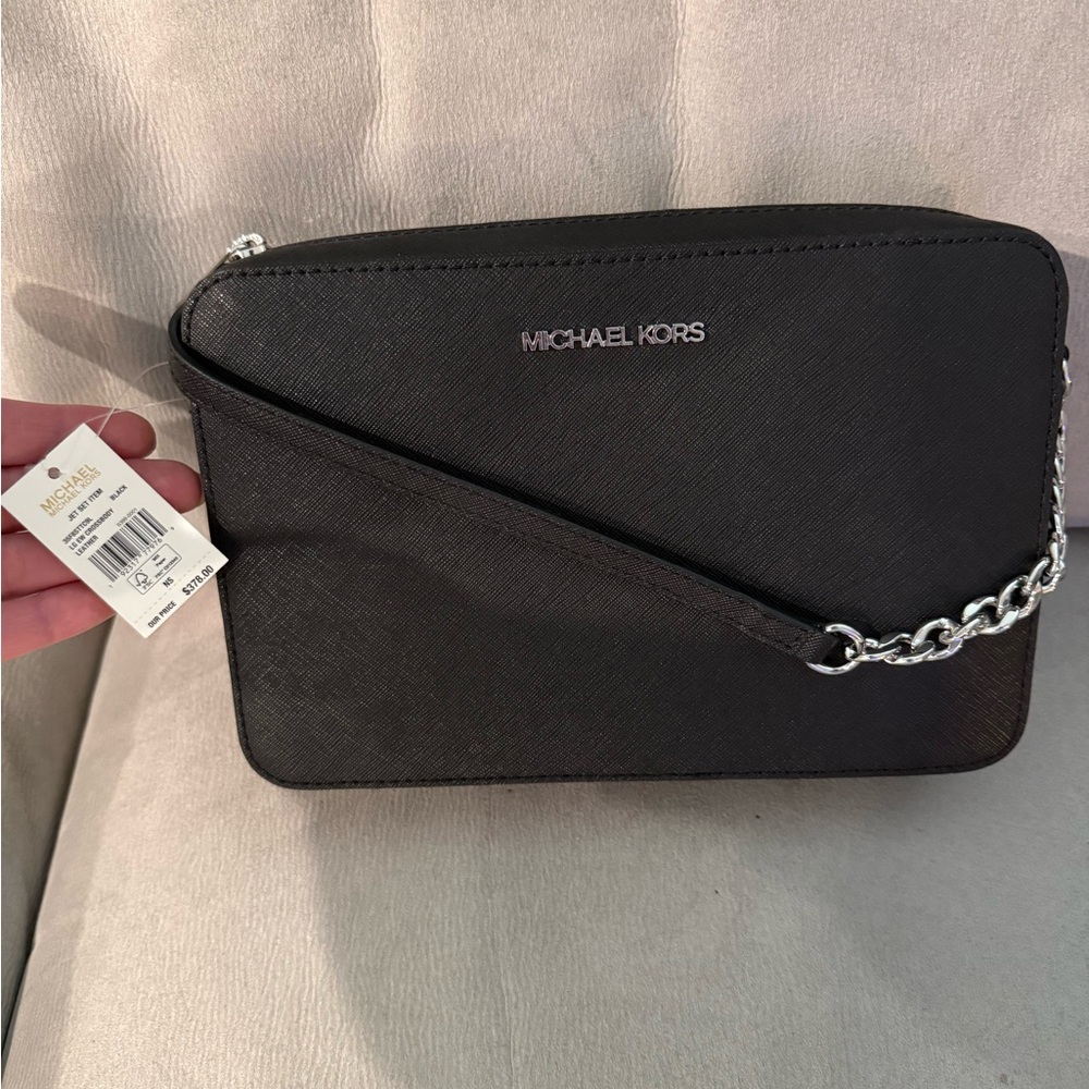 NWT Michael Kors Jet Set East West Chain Black Leather Crossbody